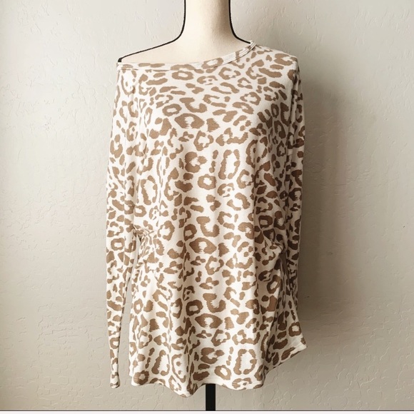 Slouchy Leopard Print Top - Picture 7 of 7